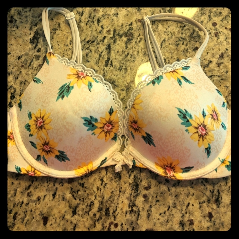 Sunflower Victoria's Secret bra 32c like new